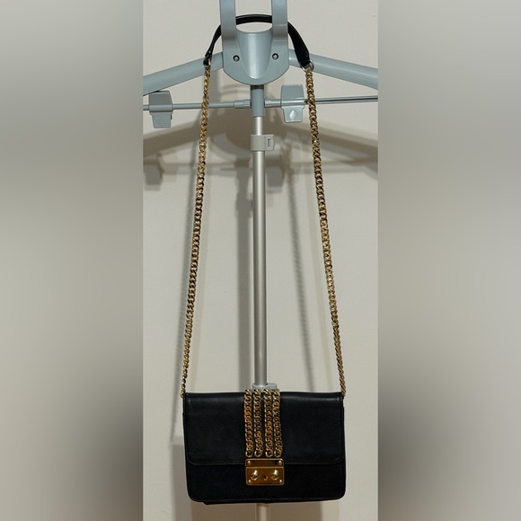 Greg Michaels Black Chain Crossbody Bag – Great Condition